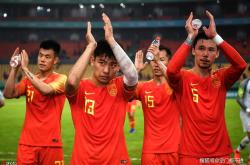 包含中国足球俱乐部在国际比赛中露锋芒的词条